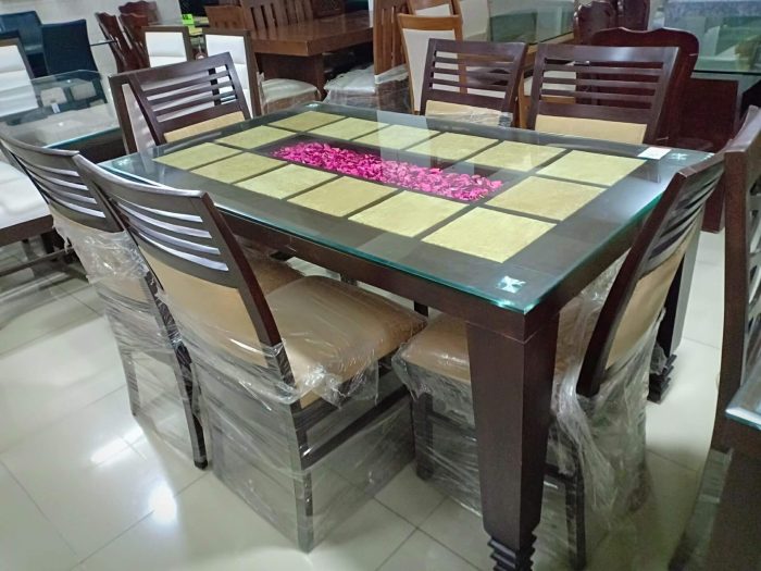 4 seater dining table